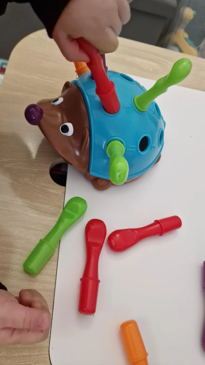 Learning Resources Spike der Igel Motorikspielzeug blau 12-teilig