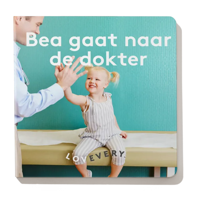 Lovevery Bea Gaat Naar Dokter Pappbuch Niederländisch