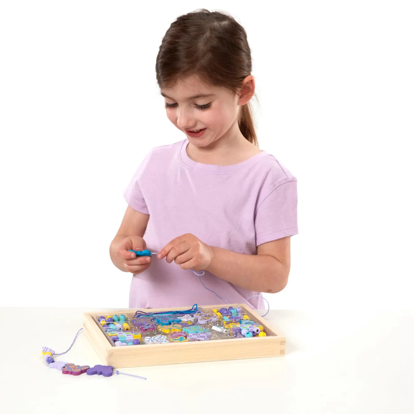 Melissa & Doug Butterfly Beads Holzperlen Bastelset