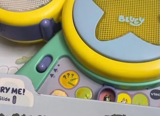 VTech Bluey Hurra Drum Set Schlagzeug mit Licht ab 3 Jahren